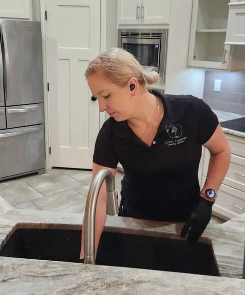 Green Flamingo Cleaning Services LLC - Photo 3