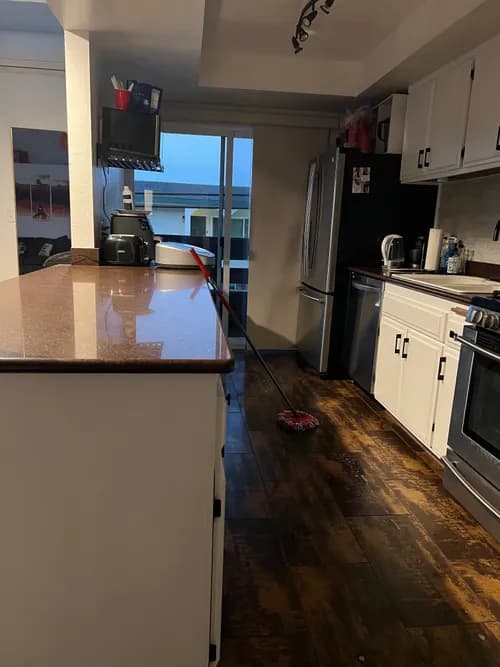 H&J House Keeping Sparkle Clean - Photo 3