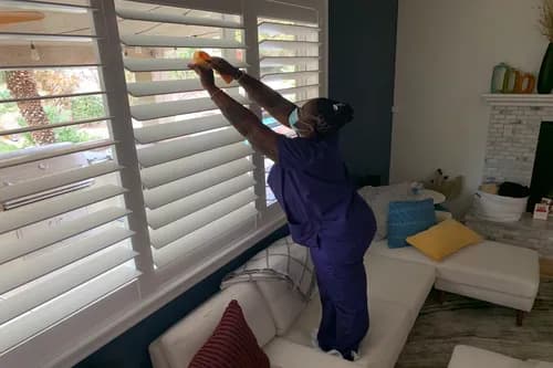 Happy Home Helpers - Photo 1