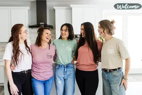 Happy House Cleaning - Photo 1