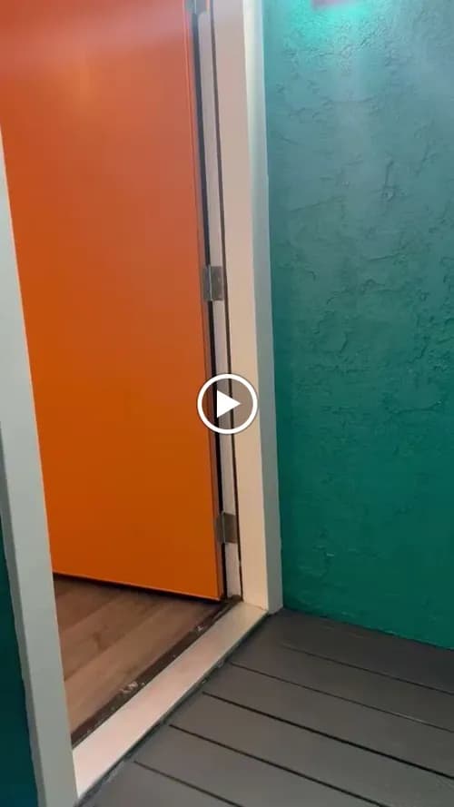 HAS CLEANING SERVICES - Photo 3