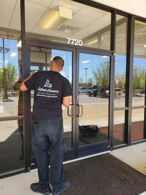 Hearn & Turner All In 1 Cleaning Service - Photo 5