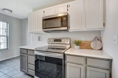 HOMEstretch: Fort Wayne - Photo 2