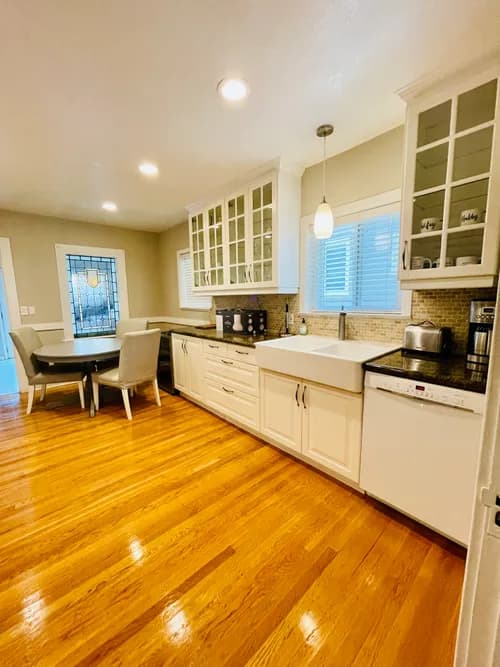 HomeVia Hospitality Systems - Fully Integrated AirBNB Cleaning, Laundry & Management Services