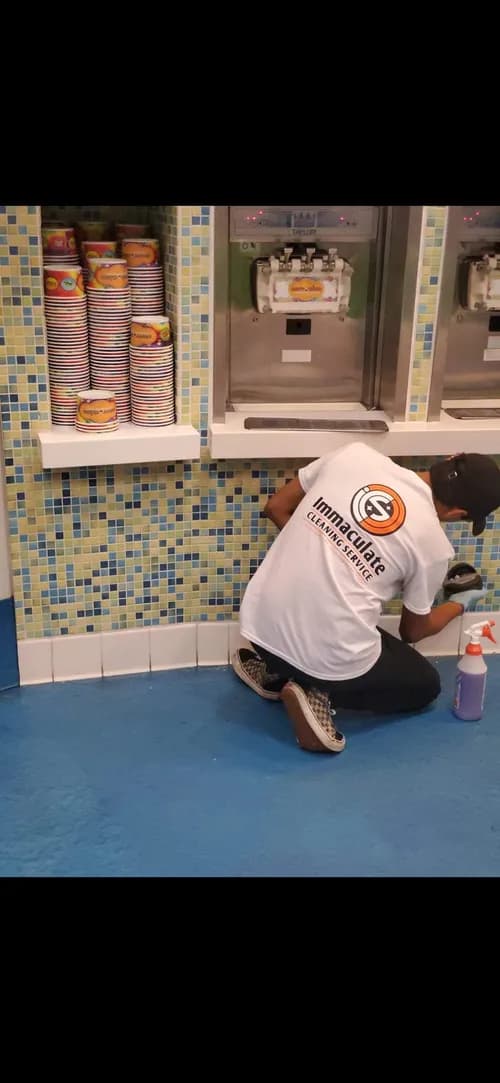 Immaculate Cleaning Service - Photo 1