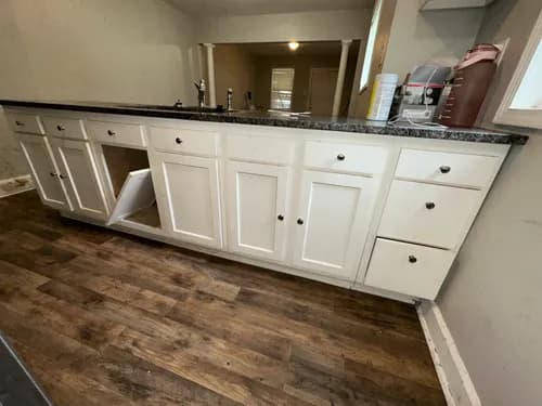 Isa Cleaning Solutions LLC - Photo 3