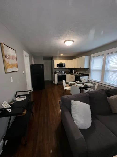 Isa Cleaning Solutions LLC - Photo 5