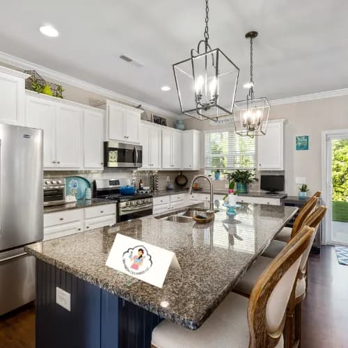 J&R Fresh Cleaners LLC