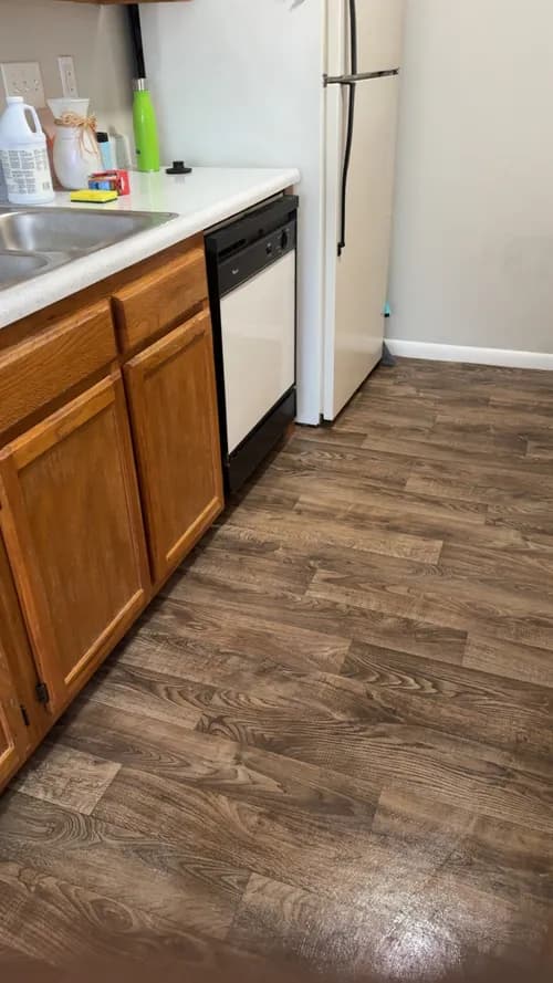 J&T Cleaning Service - Photo 3