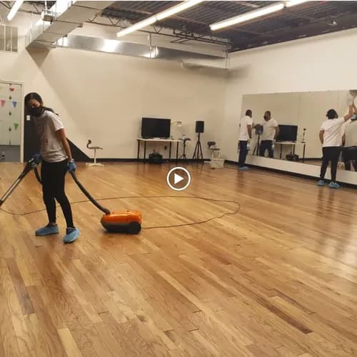 JAMESTOWN COMMERCIAL CLEANING SERVICES LLC - Photo 4