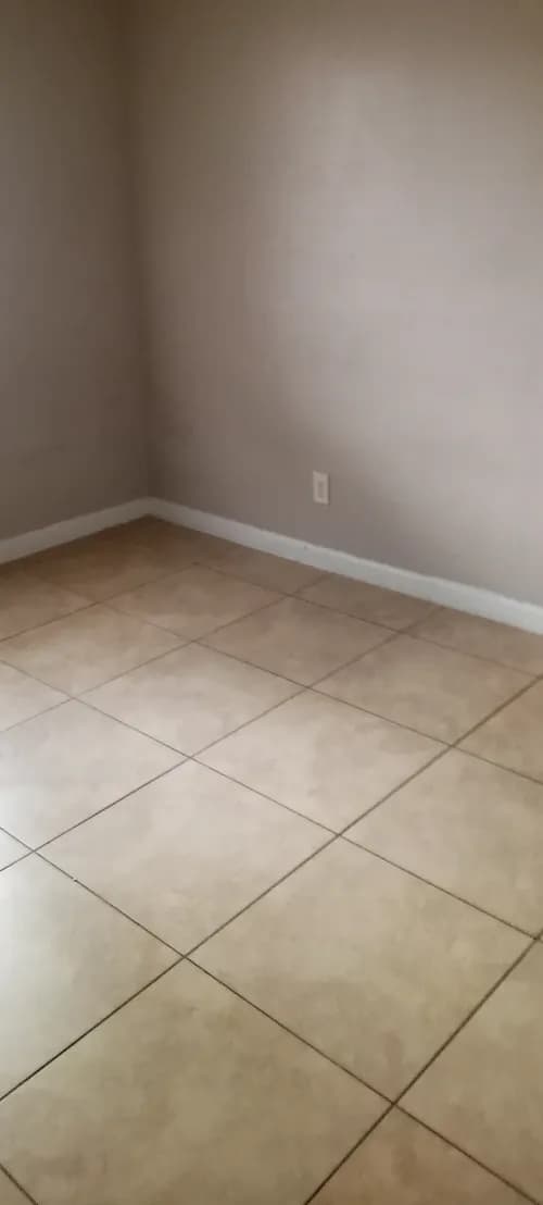 Jay and Reese cleaning service - Photo 1