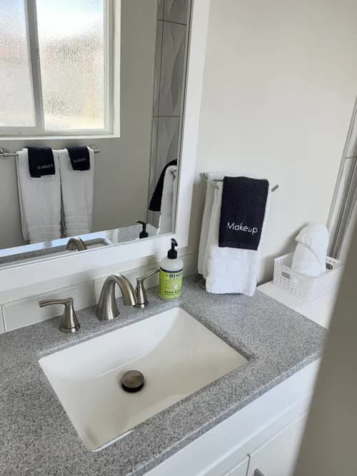 Jireh Cleaners - Photo 1