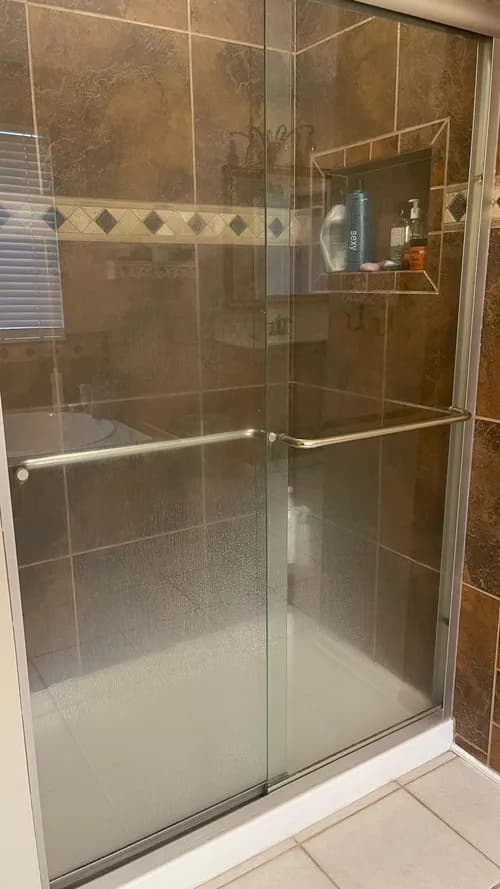 Juniors Cleaning Services LLC - Photo 1