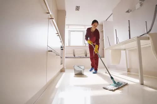 Kym's Quality Cleaning and Maintenance Ltd - Photo 3