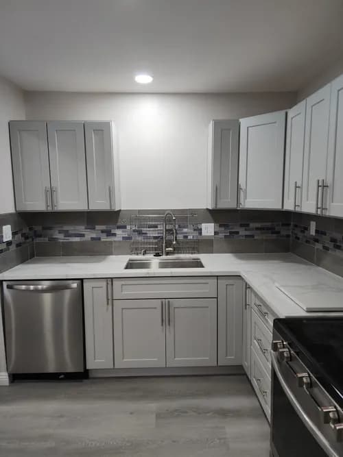 LadyLux Cleaning Company - Photo 1