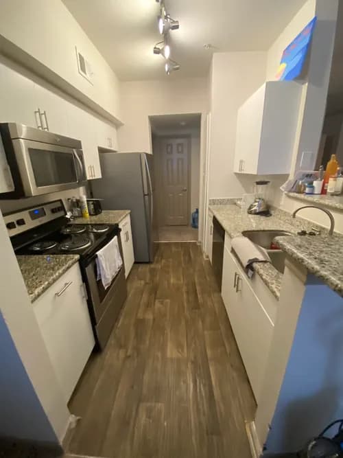 Lakeside Cleaning Services Houston - Photo 2