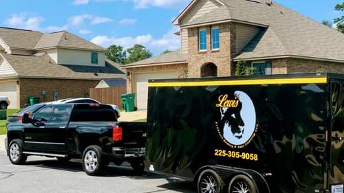 Lewis' Pressure Washing & Deep Cleaning LLC - Photo 4