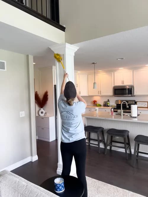 Lindsey & Julia's Cleaning Services