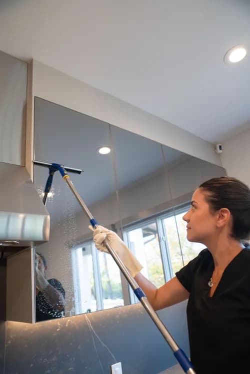 Lux Clean Svc LLC - Photo 1