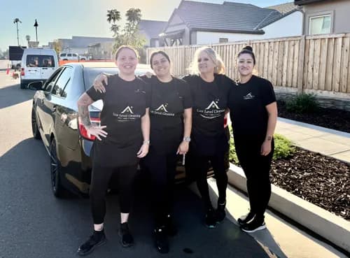 Lux Level Cleaning, LLC