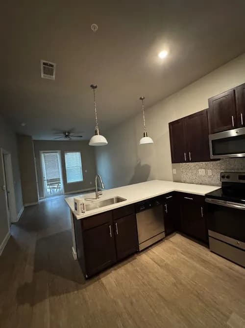 M&M Building Cleaning