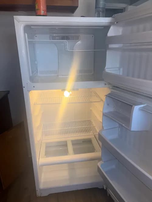 Maid 4 U Residential/Commercial Cleaning - Photo 1