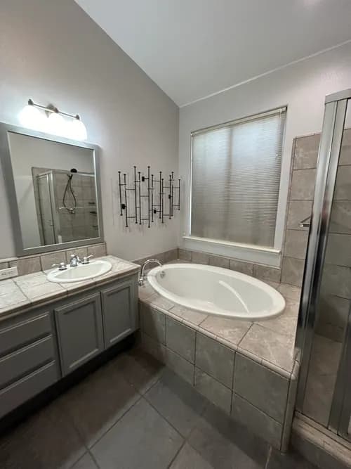 Maid EZ Cleaning LLC - Photo 1