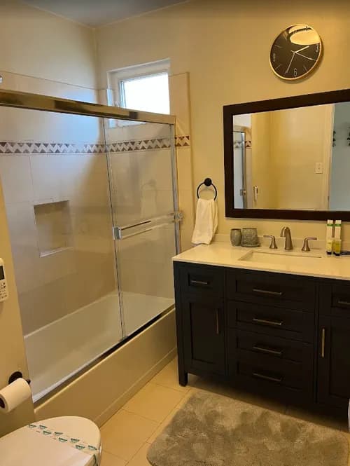 Maids in Pink Phoenix Move Out Cleaning Services - Photo 3