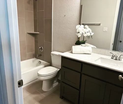 Marina's Cleaning Services, LLC - Photo 2