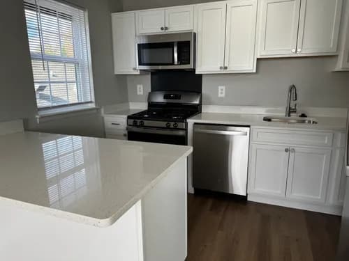 Mary’s Cleaning Service - Photo 2