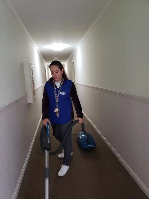 Mena's Cleaning service LLC - Photo 5