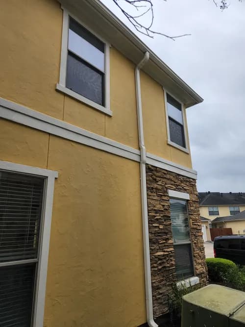 Mena's Cleaning - Water damage, Mold Remediation & Pressure Washing - Photo 2