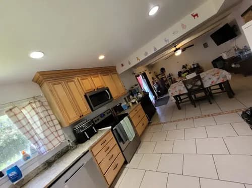 Mezza Cleaning Services LLC - Photo 3