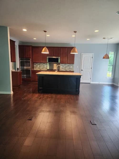 Mileila Cleaning Services LLC