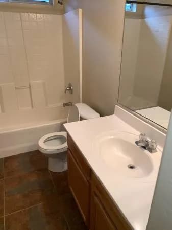 Mint Cleaners, LLC - Photo 3