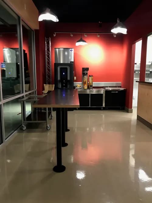 Mint Construction Cleanup - Photo 3