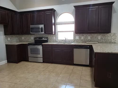 Modern Maids Cleaning of San Antonio - Photo 2