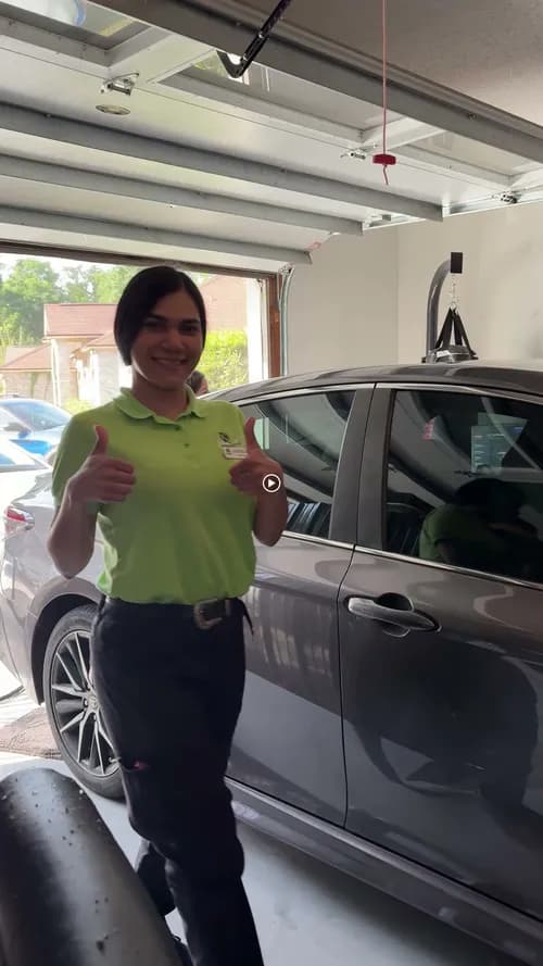 MomShe's Cleaners - Photo 3