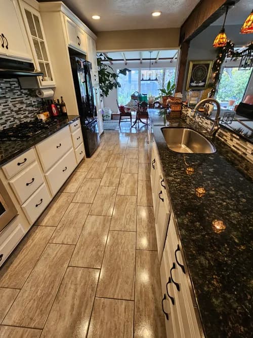 Montoya Cleaning Company Llc - Photo 2