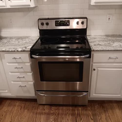 Move Out Cleaning Professionals - Photo 2