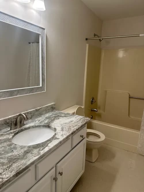 Nelia's Shiny & Fresh Cleaning