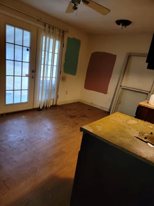 New House Cleaning - Photo 1