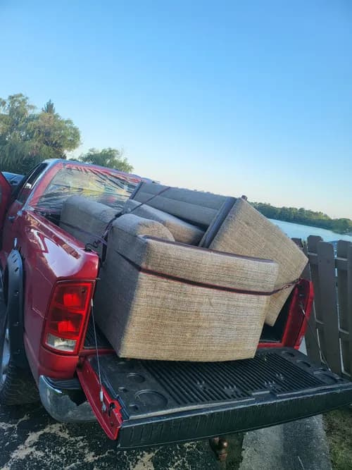 Odees Hauling Services & Cleaning - Photo 3