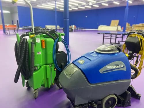 Old Oak Cleaning - Photo 1