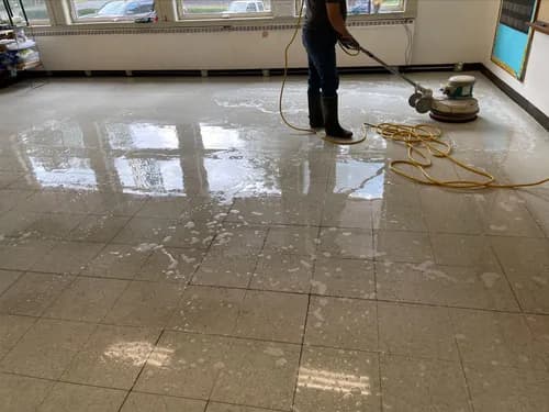 Oregon State Cleaning Services - Photo 3