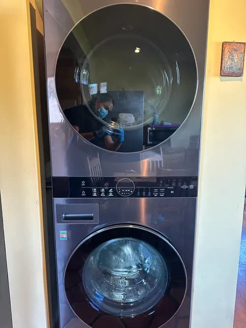 Pacific Breeze Cleaning