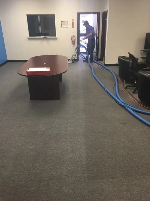 Paneless Home Services - Photo 4