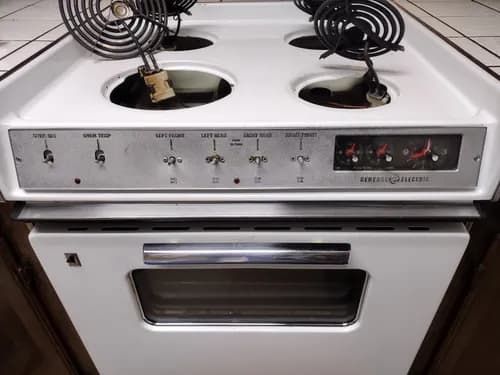 Pardini's Perfection Cleaning - Photo 3