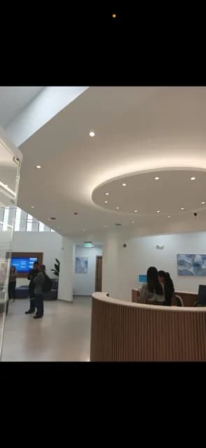 PROFESSIONAL HOUSEKEEPER - Photo 2