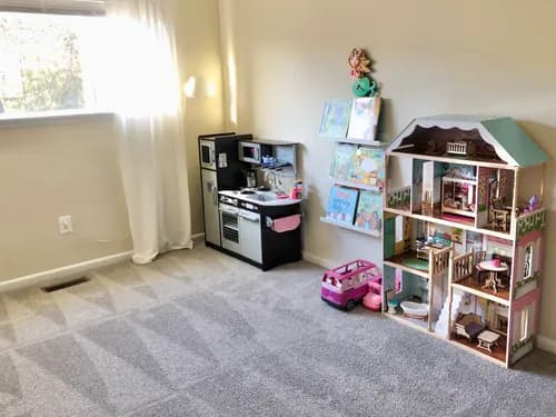 Queen House Cleaning - Photo 3